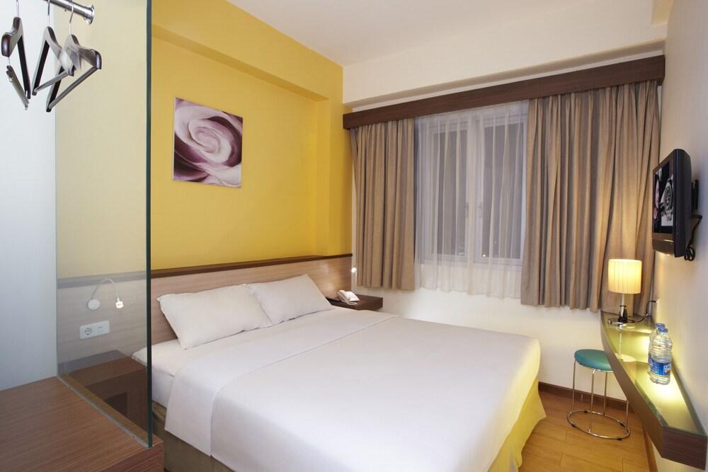 Nite & Day Jakarta - Mangga Besar מראה חיצוני תמונה